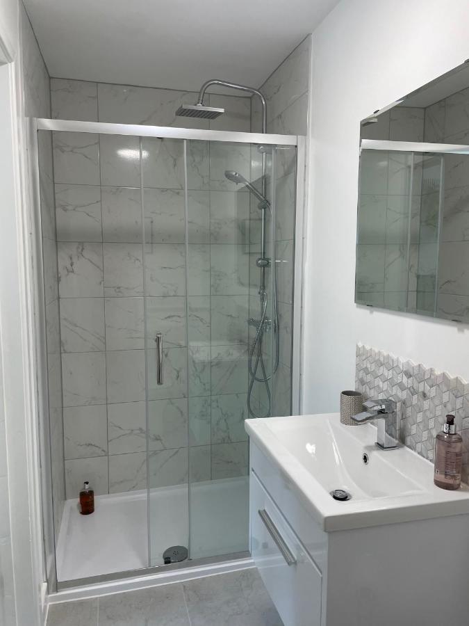 Central, Modern Apartment ボーンマス エクステリア 写真